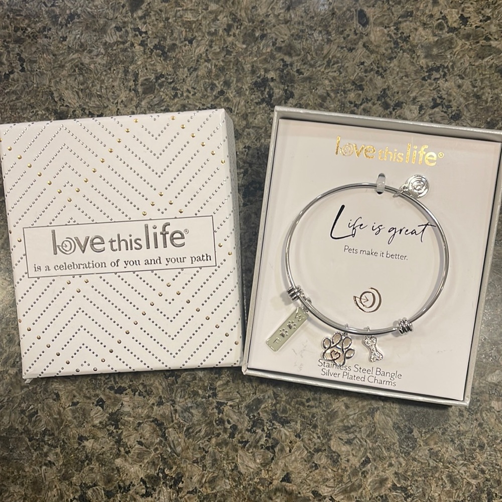 Bracelet for dog lovers